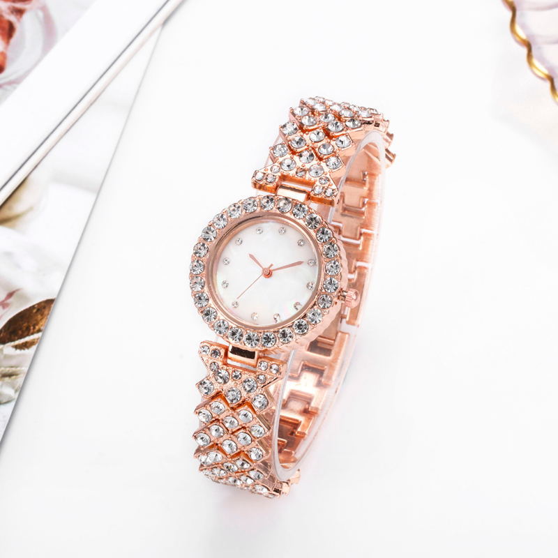 Reloj de cuarzo sencillo de aleación con diamantes para mujer