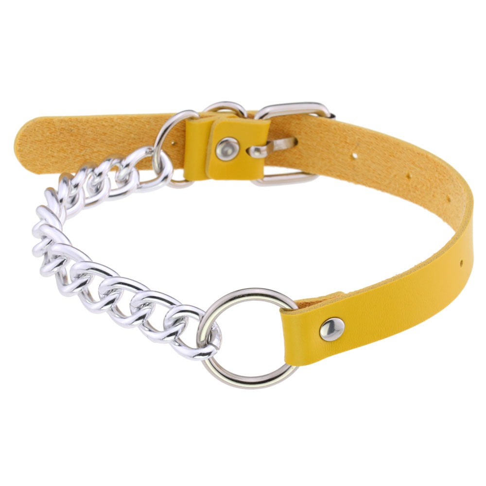 Collar gargantilla de cuero con aro y anilla en O