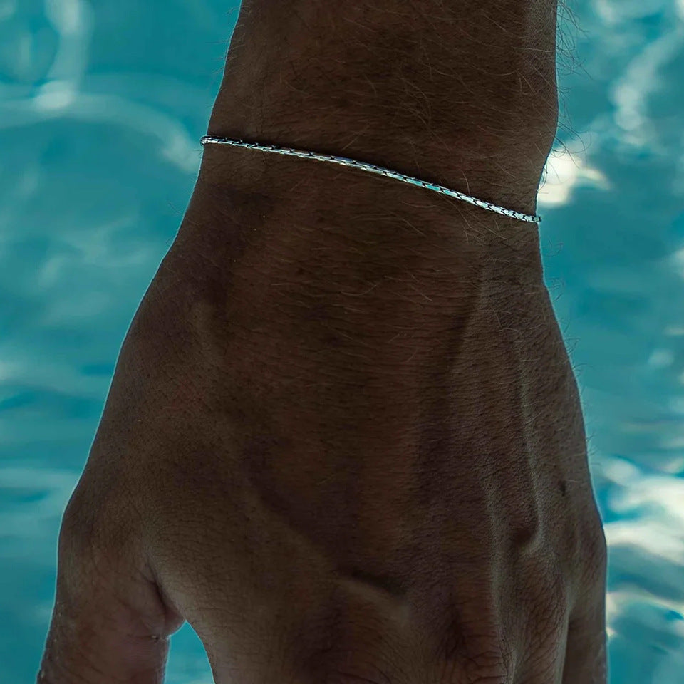 Pulsera de acero de titanio para hombre Diseño minimalista