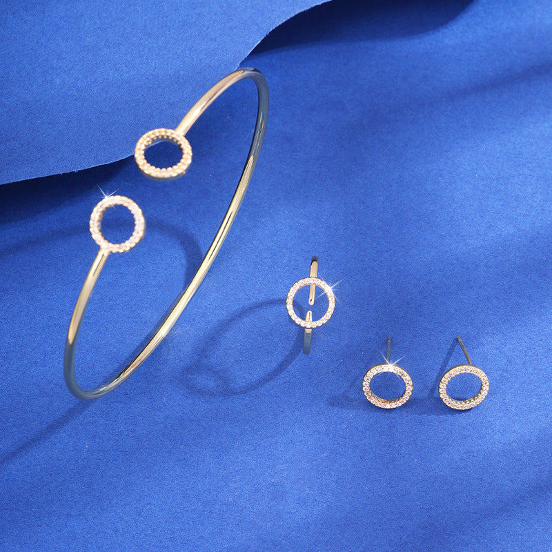Mikro-Intarsien Vollbesetztes Armreif-Ohrstecker- und Ring-Set