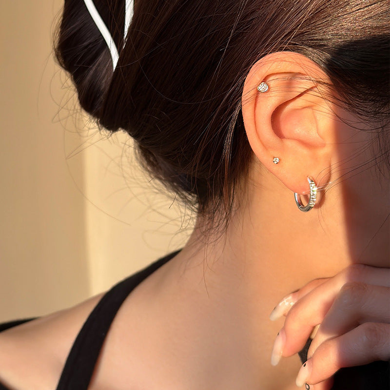 Geometrischer Strass-Zirkonia-Ohrenclip für Damen, schlicht