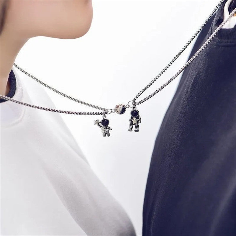 Astronaut Couple Necklace Magnet Attracts Each Other