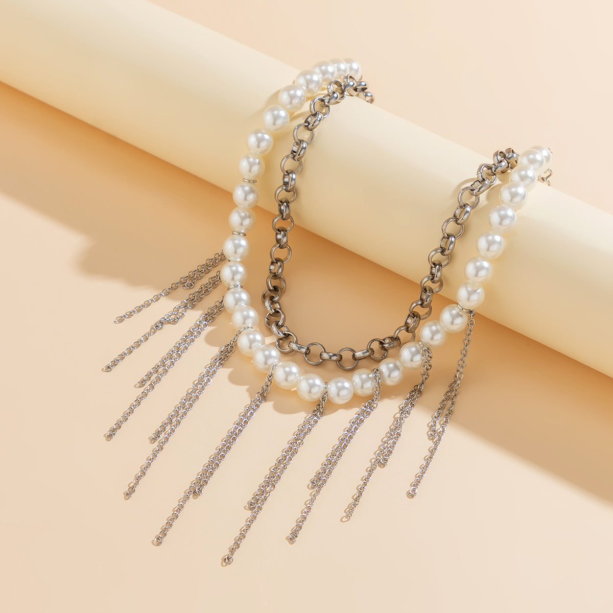 Perlenquaste Lustiges Design Doppellagige Retro-Halskette Damen Accessoires