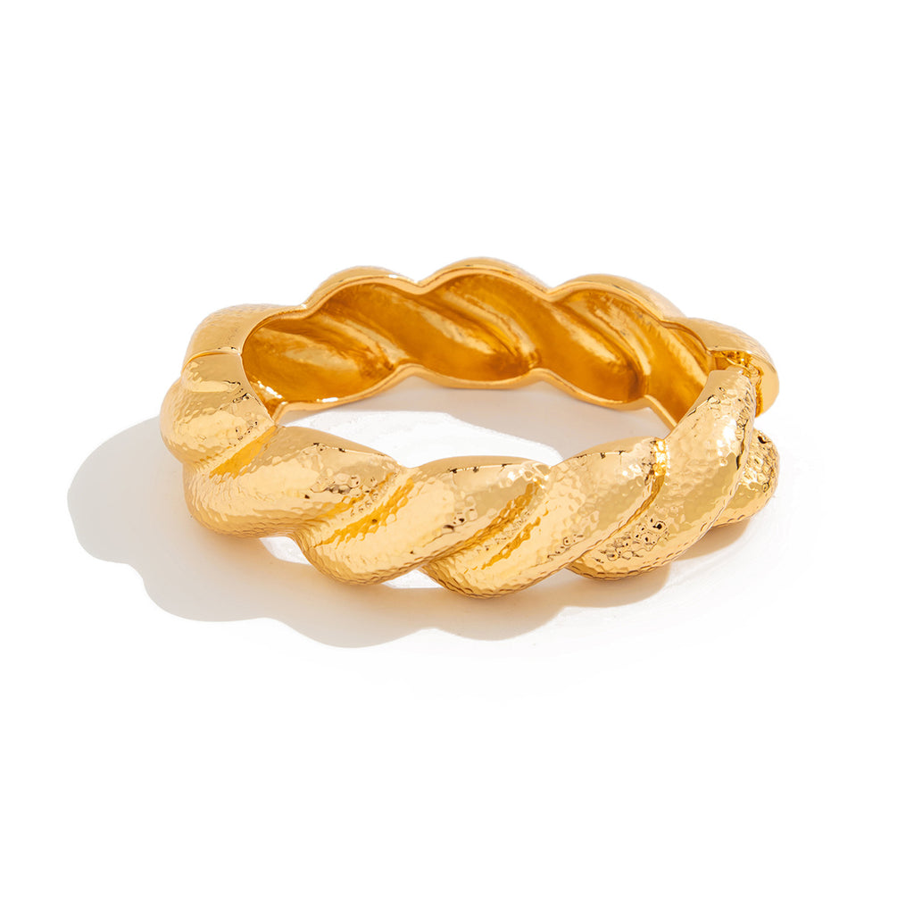 Pulsera plisada de metal con diseño de anillo de línea trenzada exagerada
