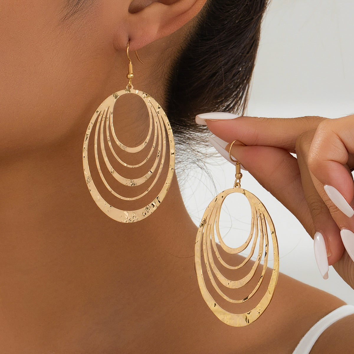 Pendientes largos de acero inoxidable con forma ovalada hueca de 3 capas, elegantes, estilo europeo y americano, de color dorado grande