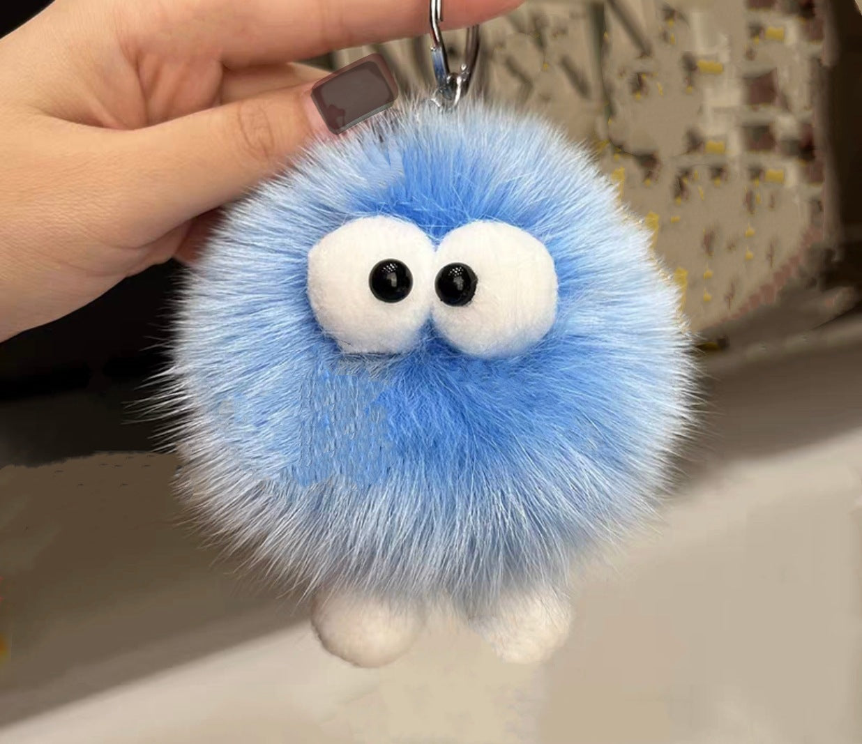 Colgante de llavero para coche de piel de zorro pequeño con forma de briqueta