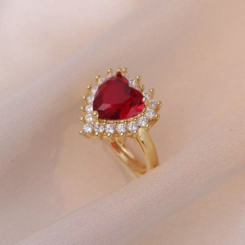 Fashion Micro-inlaid Pendant Ruby Heart Necklace