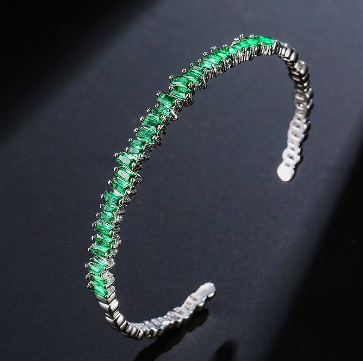 Pulsera europea y americana, pulsera de circonita con microincrustaciones de lujo ligero, joyería de mano sencilla para mujer, pulsera de moda