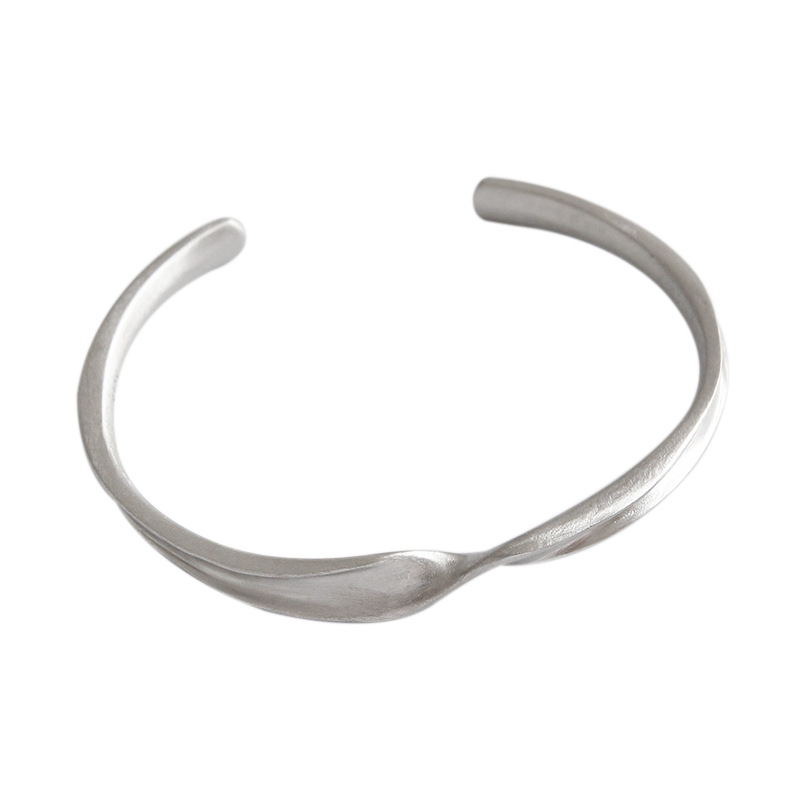 Verdrehte Armbänder Persönlichkeit Wilde Frauen Schmuck