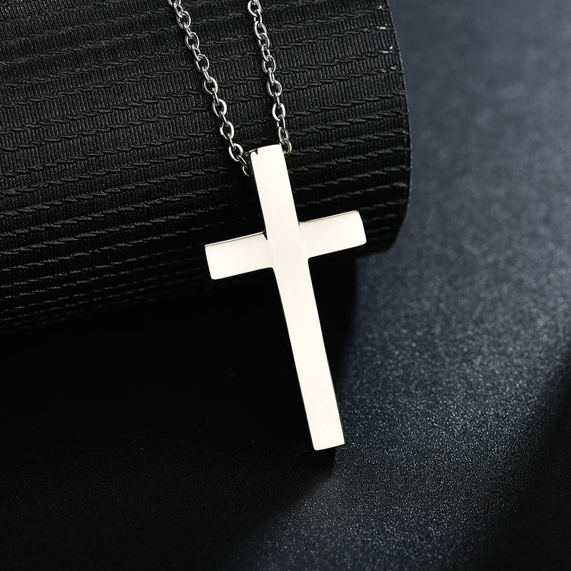Halskette mit Kreuz aus Edelstahl