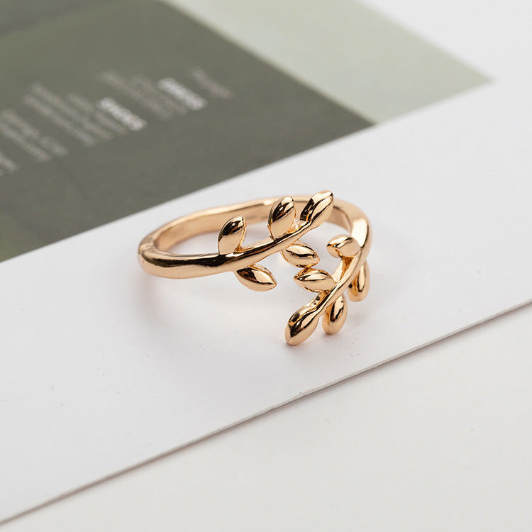 Anillo de hoja para mujer
