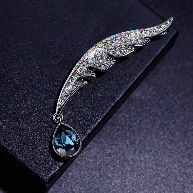 Broche de plumas de diamantes completo con broche de pedrería