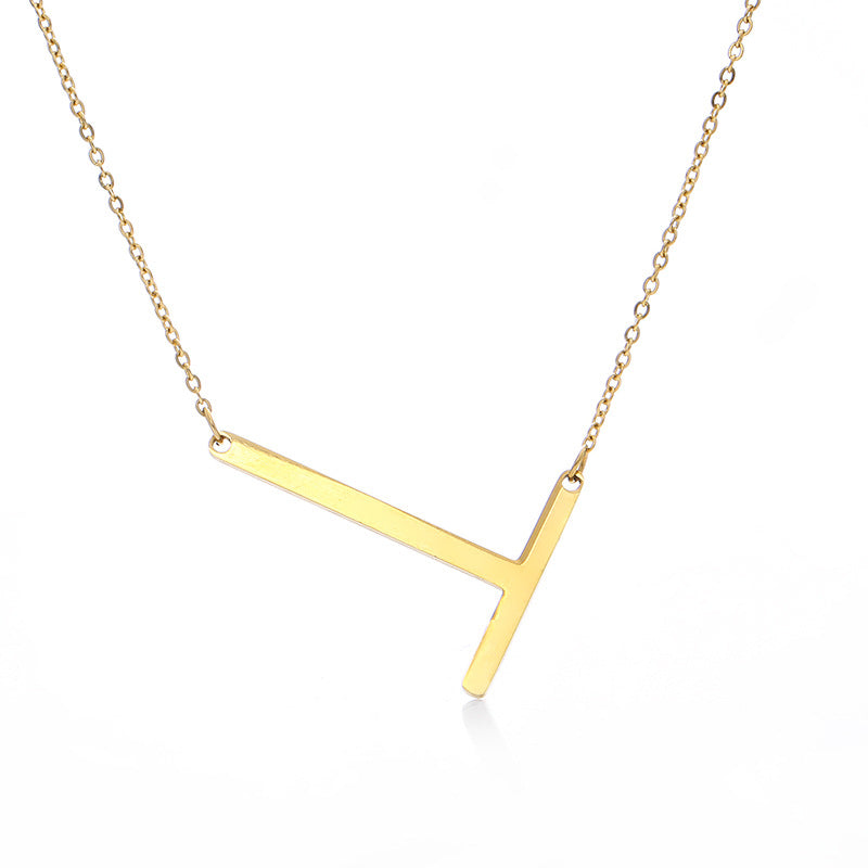 Fabuloso collar con colgante de letra inicial de acero inoxidable chapado en oro rosa