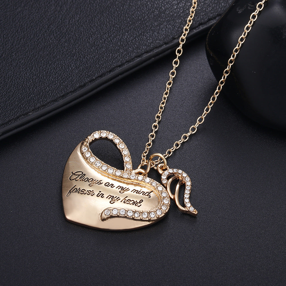 Collar de letras de amor