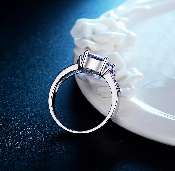 Anillo de circonita para hombre y mujer, tendencia exagerada, joyería de accesorios con diamante morado