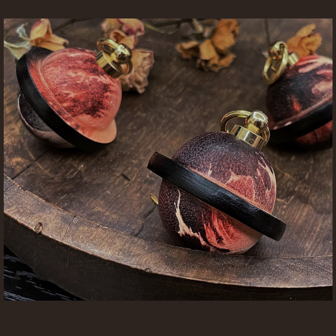 Login Planet Handmade Leather Car Keychain Ring Bell