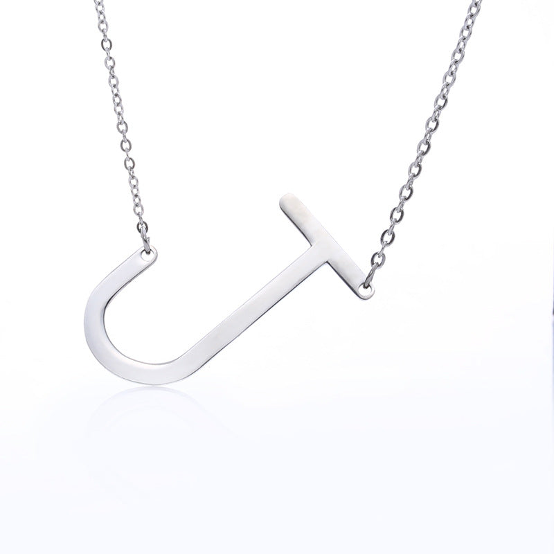 Fabuloso collar con colgante de letra inicial de acero inoxidable chapado en oro rosa