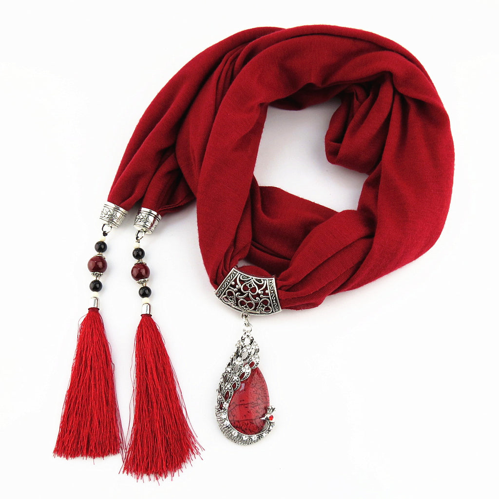 Nuevo colgante de piedra de pavo real con borla de cuentas de cerámica, bufanda para mujer, joyería de moda bohemia con dijes