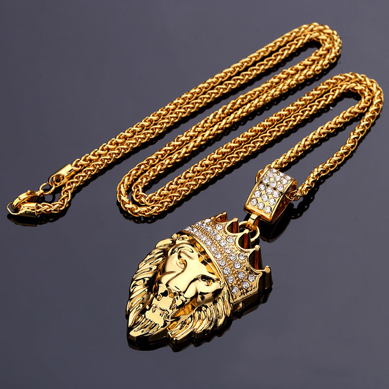 Hip Hop Tier Löwenkönig Krone Anhänger Halskette Mann Steampunk Goldfarben Legierung 75cm Kette Einlage Strass Modeschmuck WE02