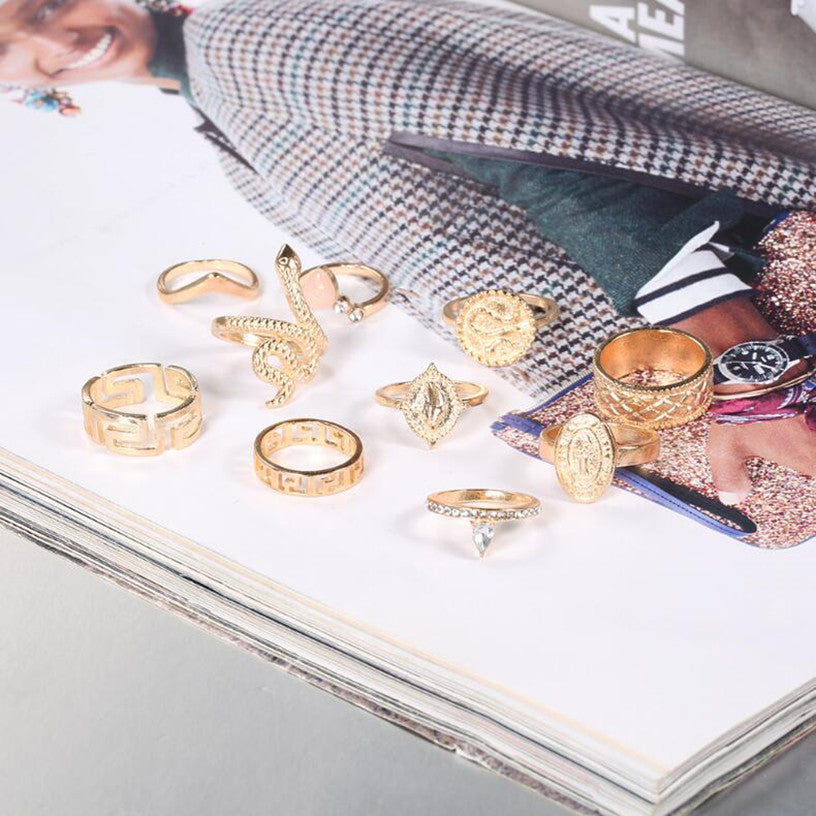 Anillo de 10 piezas con forma de diamante