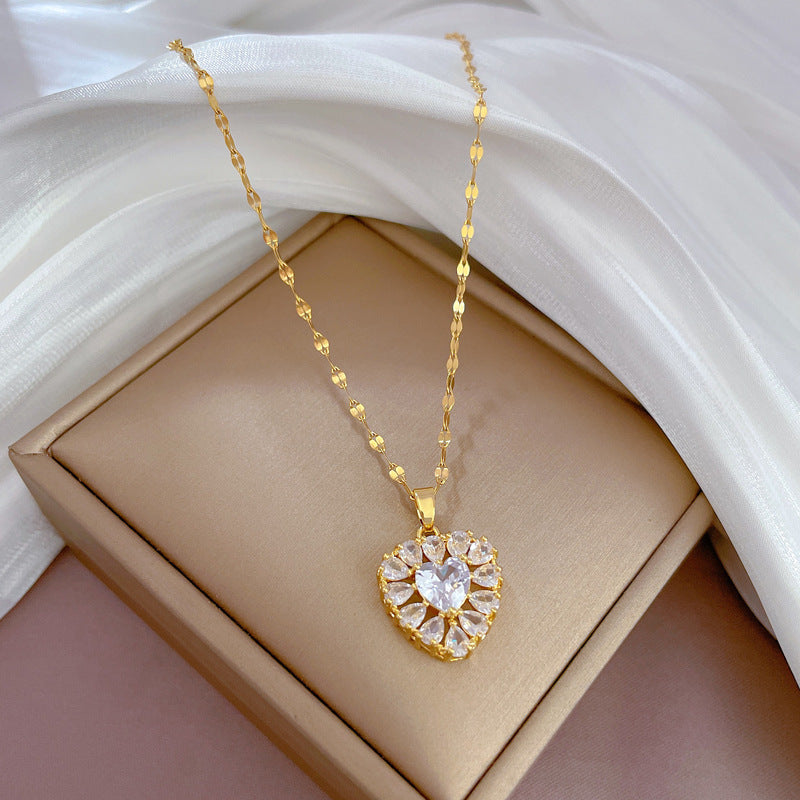 Collar asequible de lujo, estilo elegante, con corazón, diamantes completos y baño de oro real