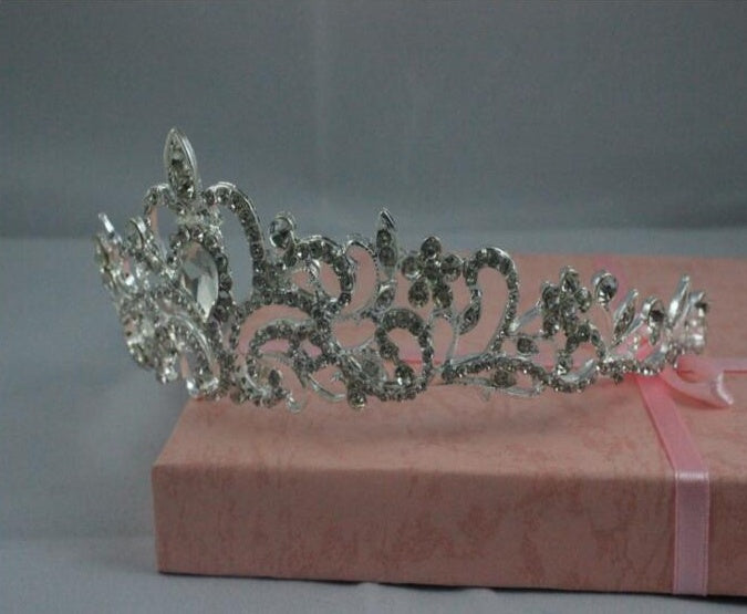 Neue Braut Halskette Kopfschmuck Hochzeit Accessoires Schmetterlingskette Schmuck