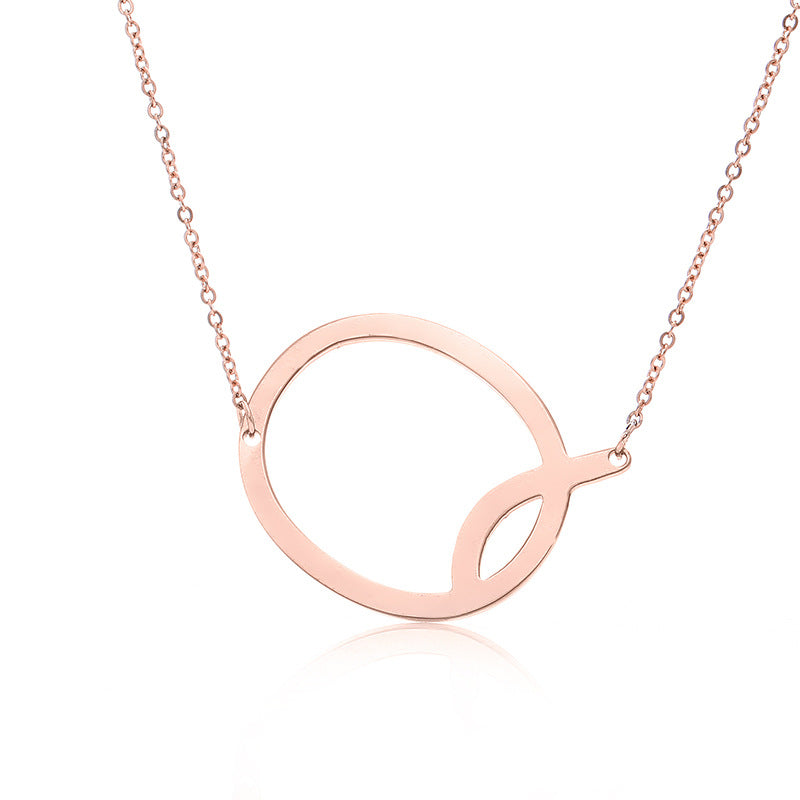 Fabuloso collar con colgante de letra inicial de acero inoxidable chapado en oro rosa