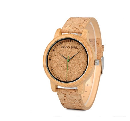 Uhren aus Bambus und Holz