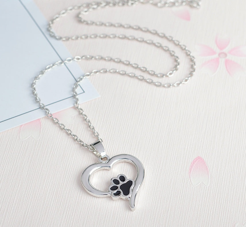 WISH Explosion Fashion Kreative Liebe Hunde-Pfotenabdruck-Anhänger-Halskette Außenhandel Neue Metallschmuck Großhandel