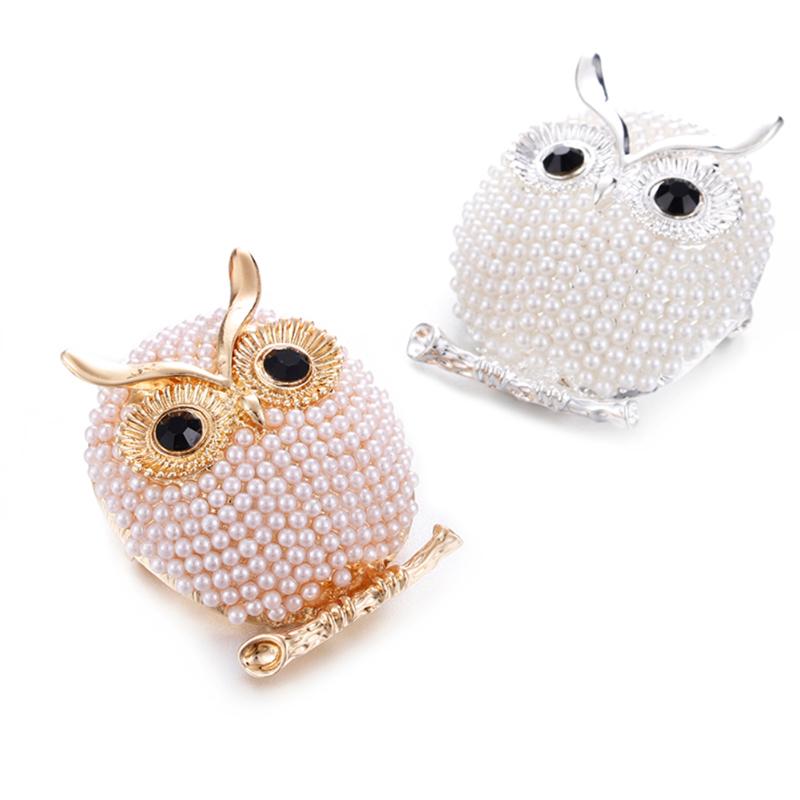 Owl brooch with glasses