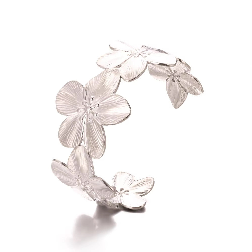 Female Fashion Hollowed-out Flower Stainless Steel Open-ended Bracelet