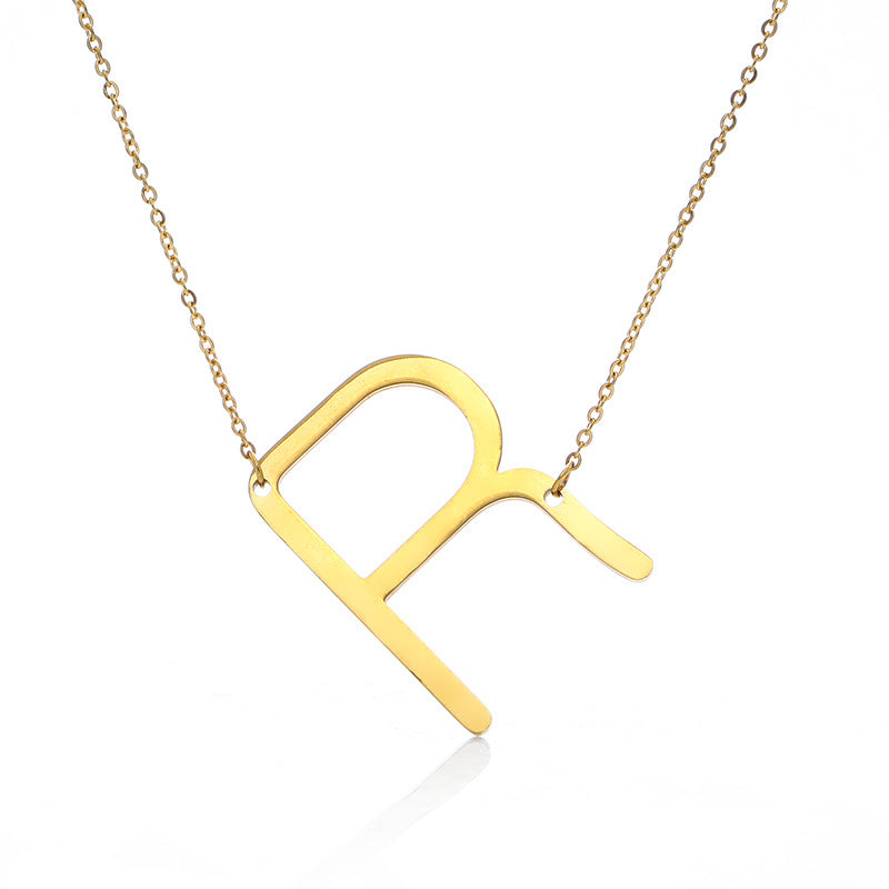Fabuloso collar con colgante de letra inicial de acero inoxidable chapado en oro rosa