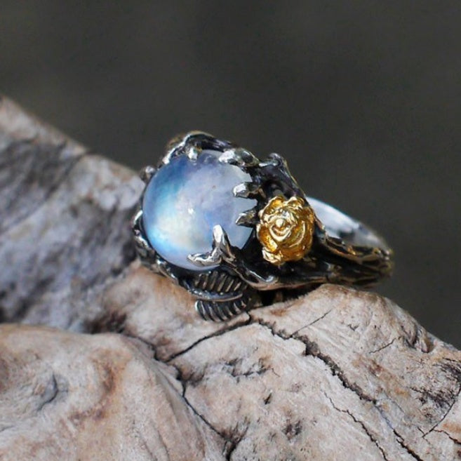 Anillo de hoja de árbol con separación de colores