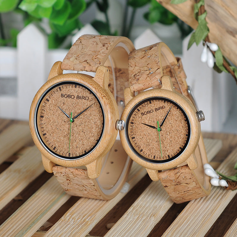 Uhren aus Bambus und Holz