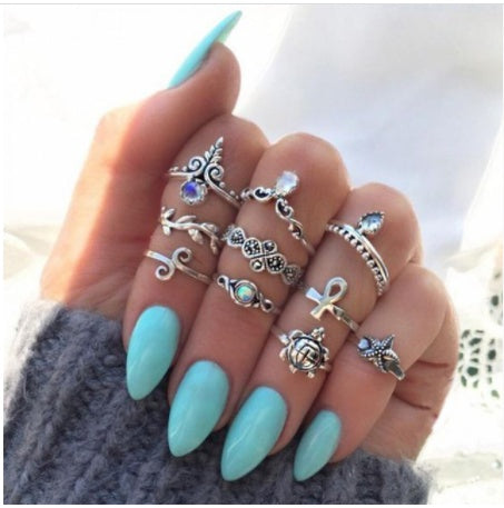 Diamantbesetzter Ring