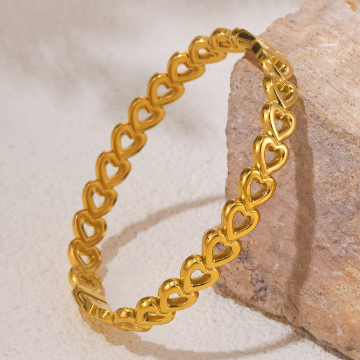 Ferris Wheel Hollow Heart-shaped Multi-part Bracelet Does Not Fade