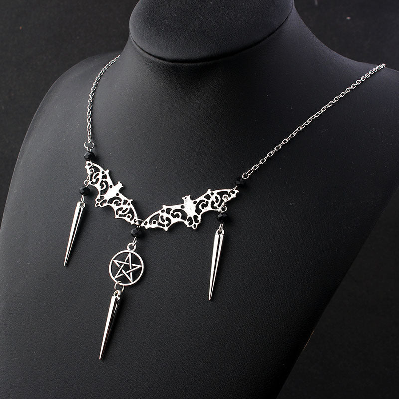 Europäische und amerikanische Gothic Böse Fledermaus Halskette