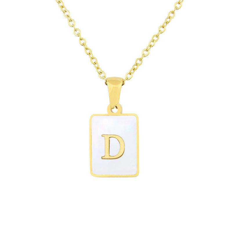 Collar con 26 Letras y Concha Cuadrada de Acero Inoxidable
