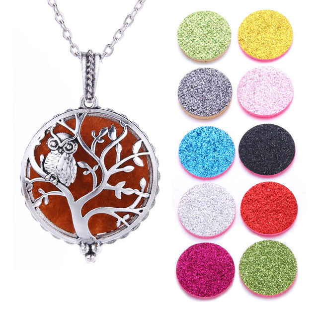 Collar Difusor de Aceites Esenciales con Colgante de Mariposa