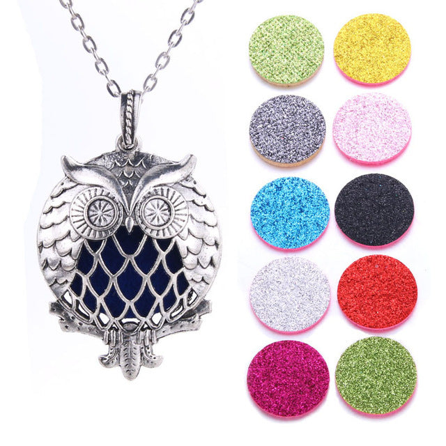 Collar Difusor de Aceites Esenciales con Colgante de Mariposa