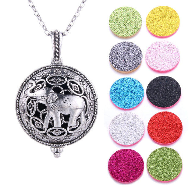 Collar Difusor de Aceites Esenciales con Colgante de Mariposa