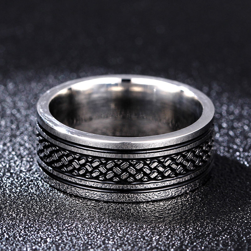 Herren- und Damen-Dreiecks-Titanring 8mm Edelstahlring