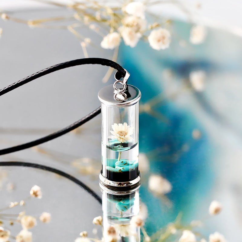 Halskette mit getrockneten Blumen in einer Glasflasche – Kunstharz „Time Drifting Bottle“