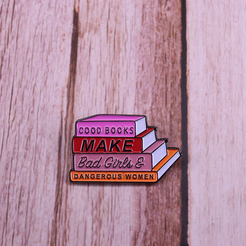 Broche de dibujos animados con diseño de libro y metal creativo