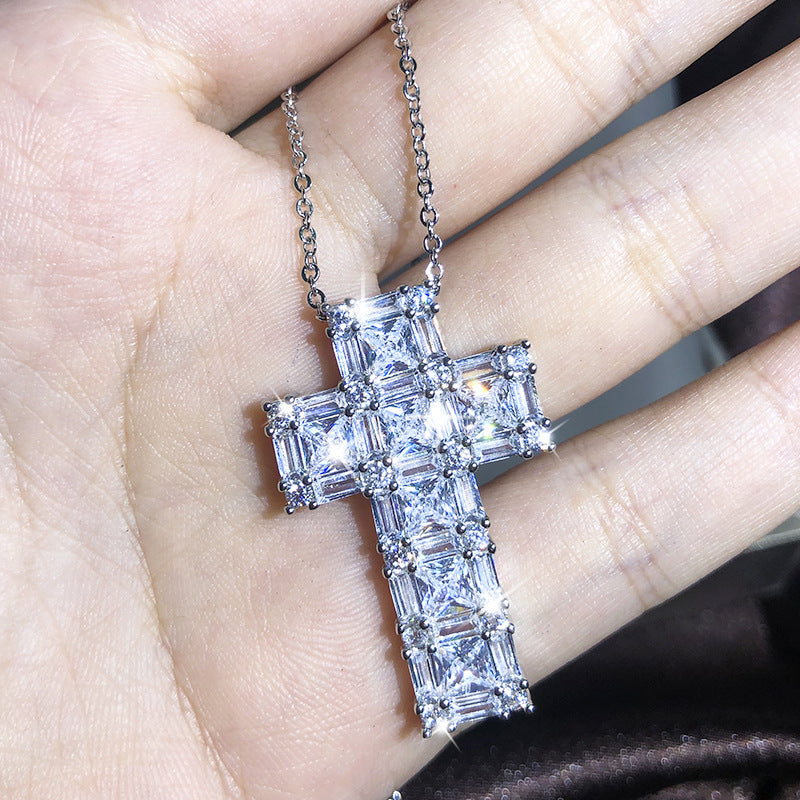 Europäische und amerikanische neue Kreuzkette für Männer und Frauen Zirkon Anhänger Schlüsselbeinkette Schmuck