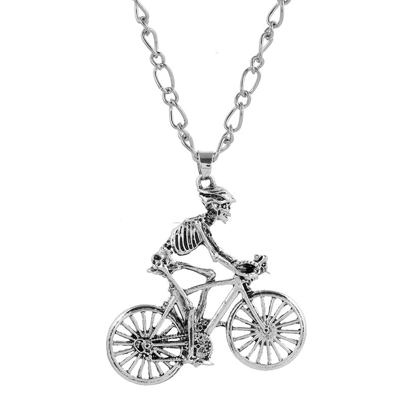 Europäische und amerikanische Street Hip-Hop Simple Retro Persönlichkeit Überzogene Schlüsselbeinkette Mode Trend Schädel Mann Reiten Fahrrad Halskette