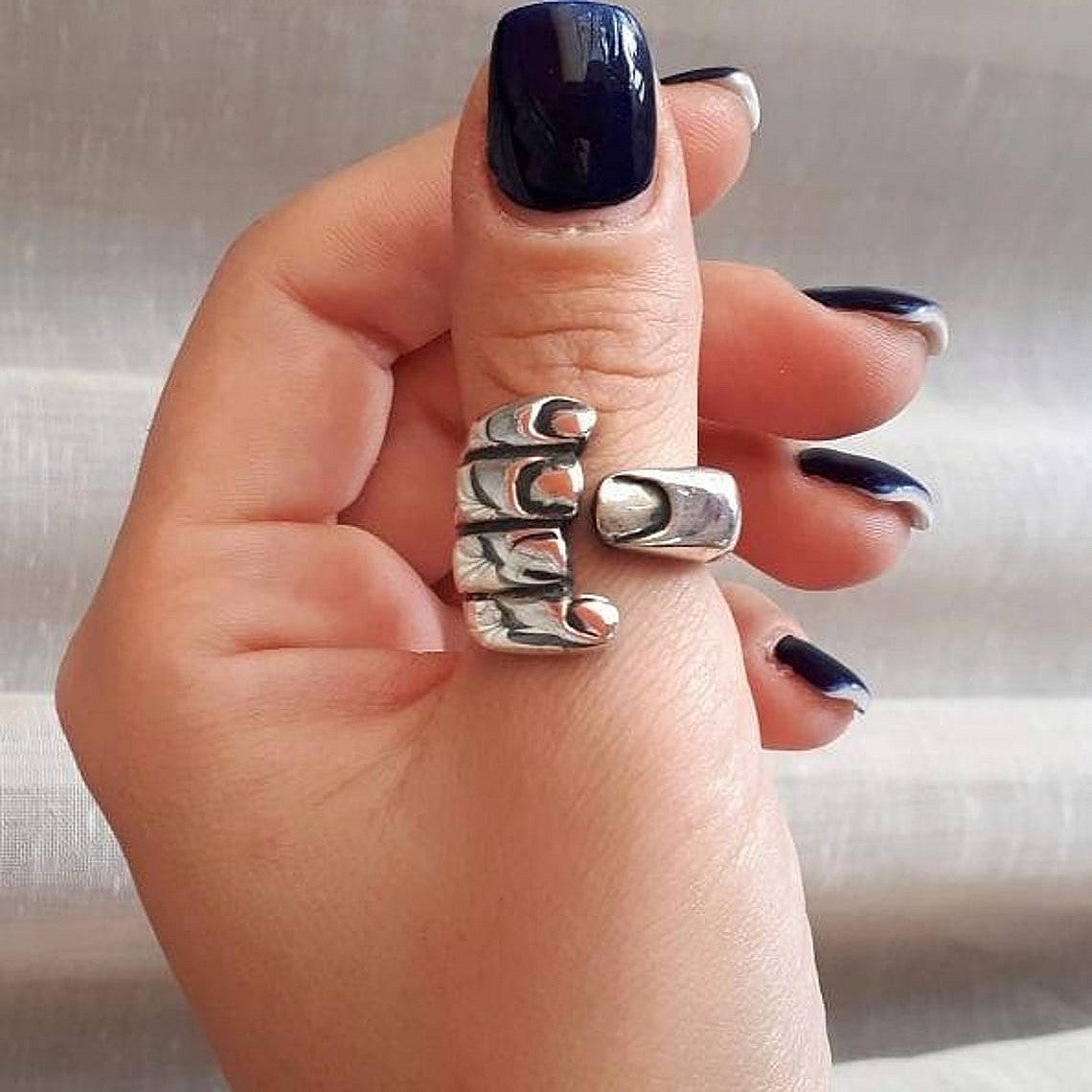 Anillos de mano tallados góticos para mujeres y hombres, anillo ajustable vintage para fiestas y bodas, joyería para parejas, Anillos, Bague