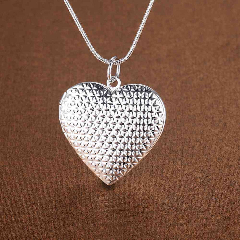 Silver Plated Jewelry Wholesale Pendants Peach Heart Necklace Jewelry Necklace Accessories