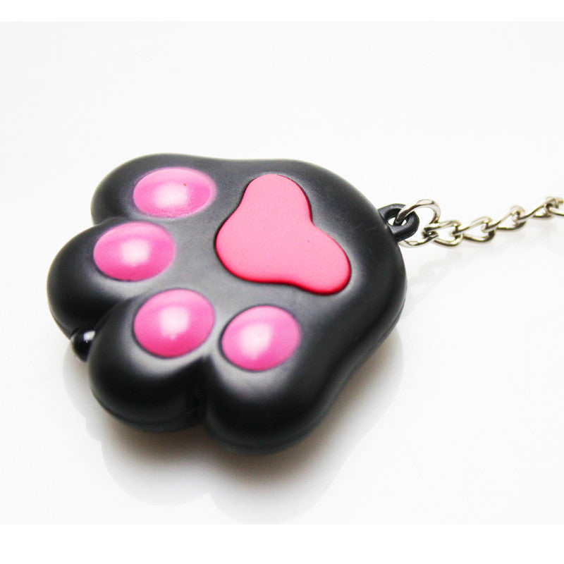 Llavero con diseño de pata de gato para otoño e invierno, con colgante de campana, luminoso, emite sonido, regalo creativo para funda de teléfono móvil, accesorios de interior de coche