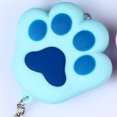 Llavero con diseño de pata de gato para otoño e invierno, con colgante de campana, luminoso, emite sonido, regalo creativo para funda de teléfono móvil, accesorios de interior de coche